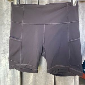 NWOT Lululemon Fast and Free Short 6” Non-Reflective